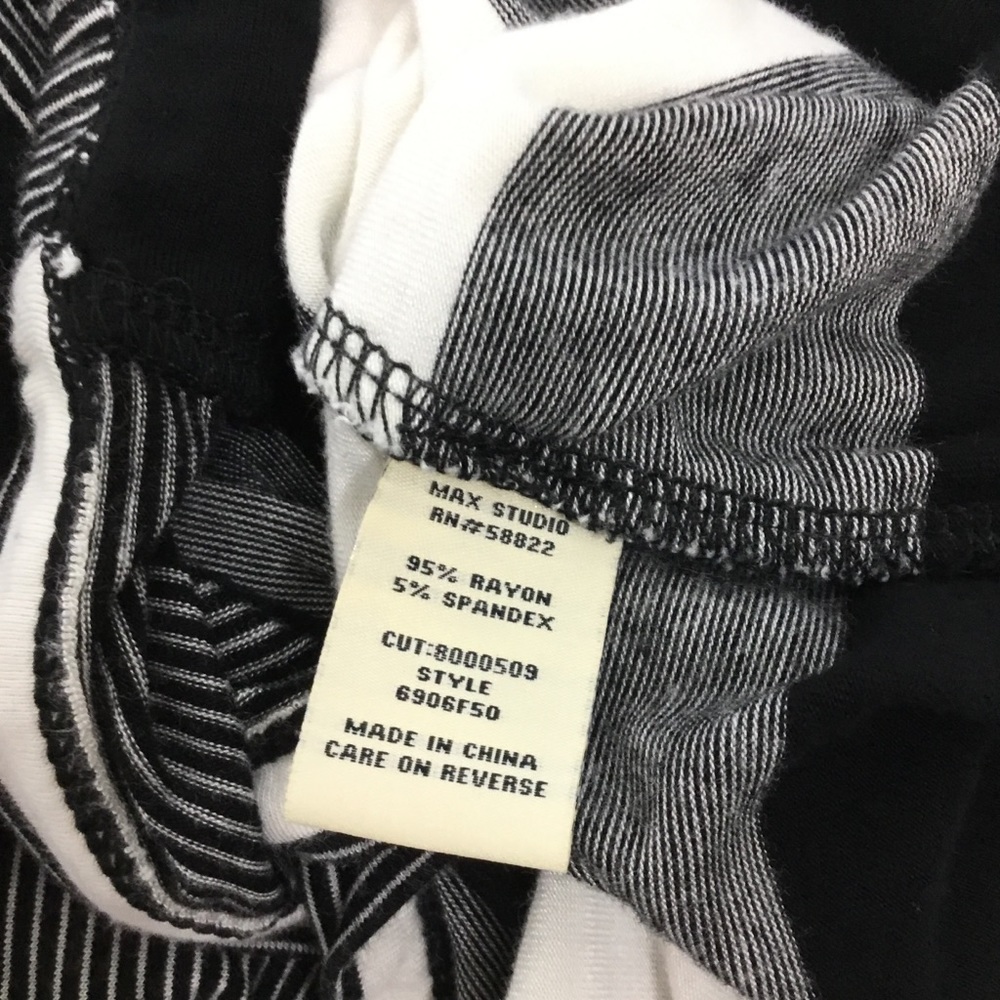 4/$20 MAX STUDIO Jersey Striped Sleeveless Dress - Picture 8 of 8